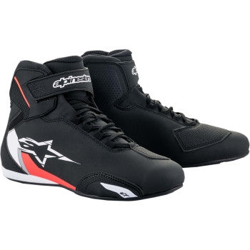 Black/White/Red