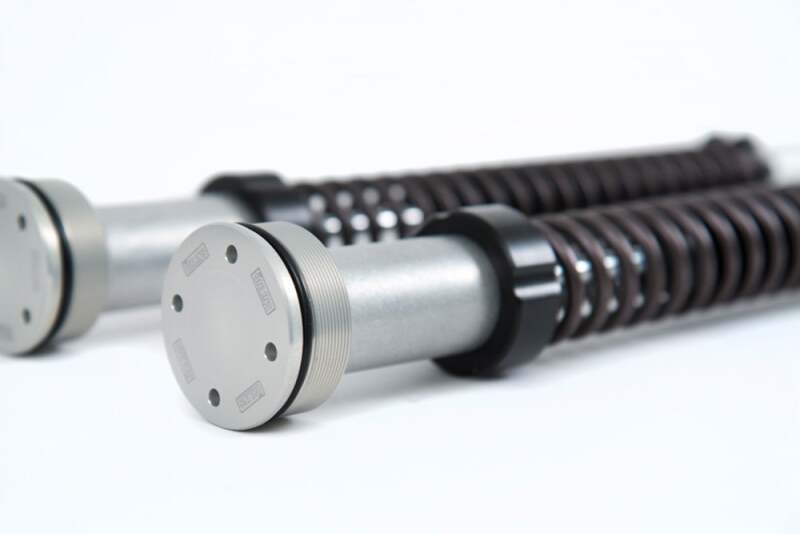 Load image into Gallery viewer, Ohlins FKS 212 OHL NIX 22 Custom &amp; Heritage
