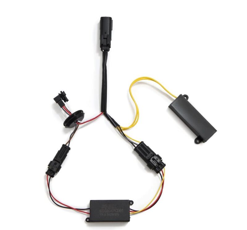 Load image into Gallery viewer, Alpharex 640092 ARX Tail Light Converters
