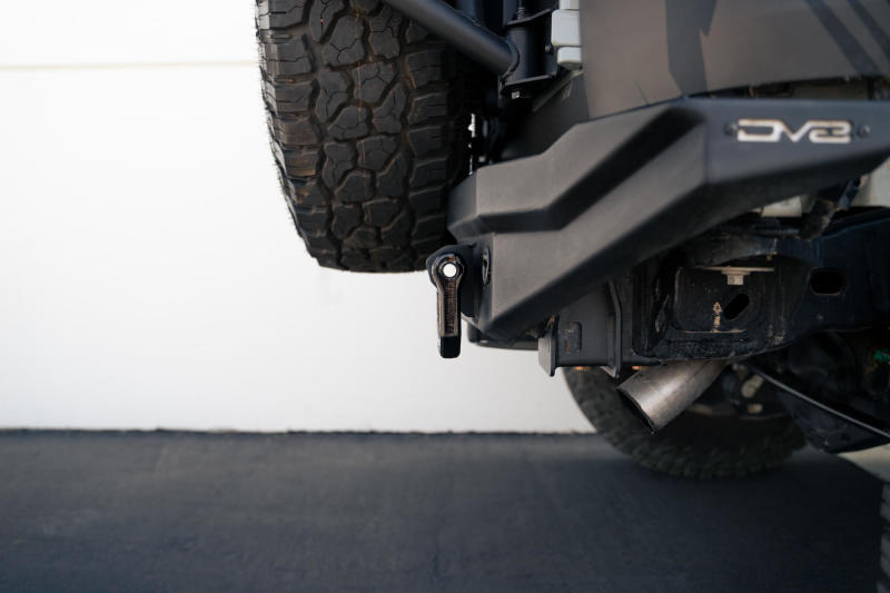Load image into Gallery viewer, Dv8 Offroad UNSK-01GR DV8 Shackles
