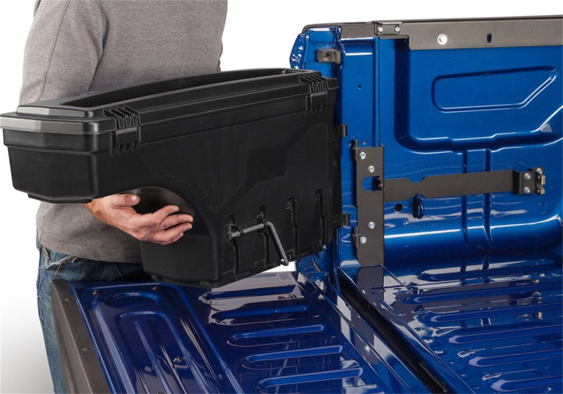 Load image into Gallery viewer, Undercover SC100D UND SwingCase Boxes
