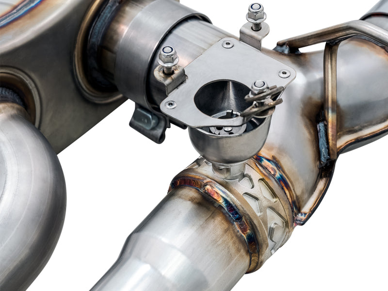 Load image into Gallery viewer, Awe Tuning 3025-43074 AWE Cat-Back SwitchPath
