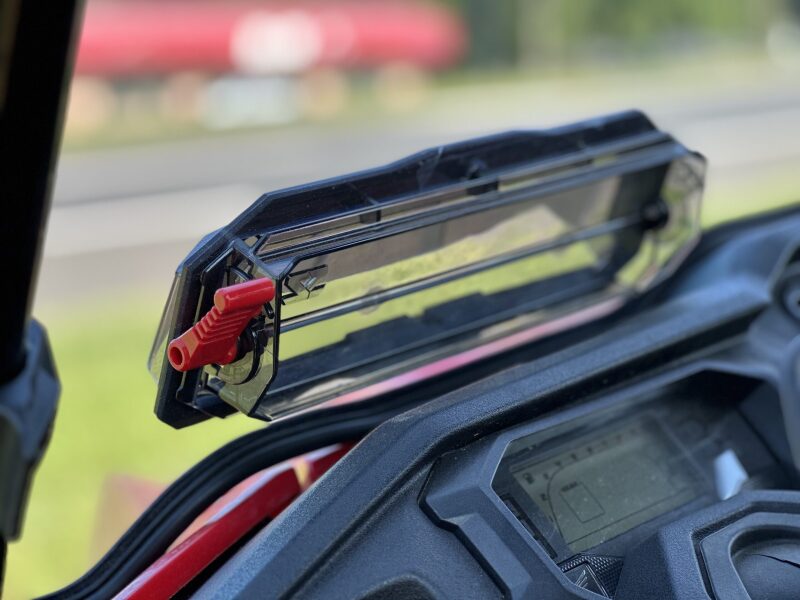 Load image into Gallery viewer, Seizmik 50-50495kit SZM Windshields
