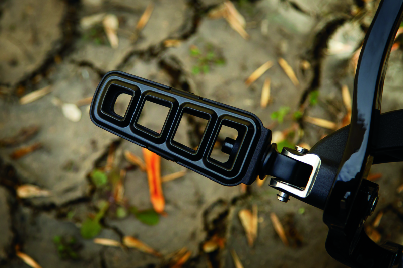 Load image into Gallery viewer, Kuryakyn 6659 KUR Foot Pegs F
