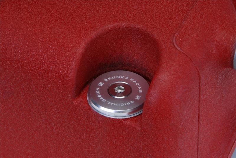 Load image into Gallery viewer, Skunk2 Racing 649-05-0120 SK Valve Cover Hardware
