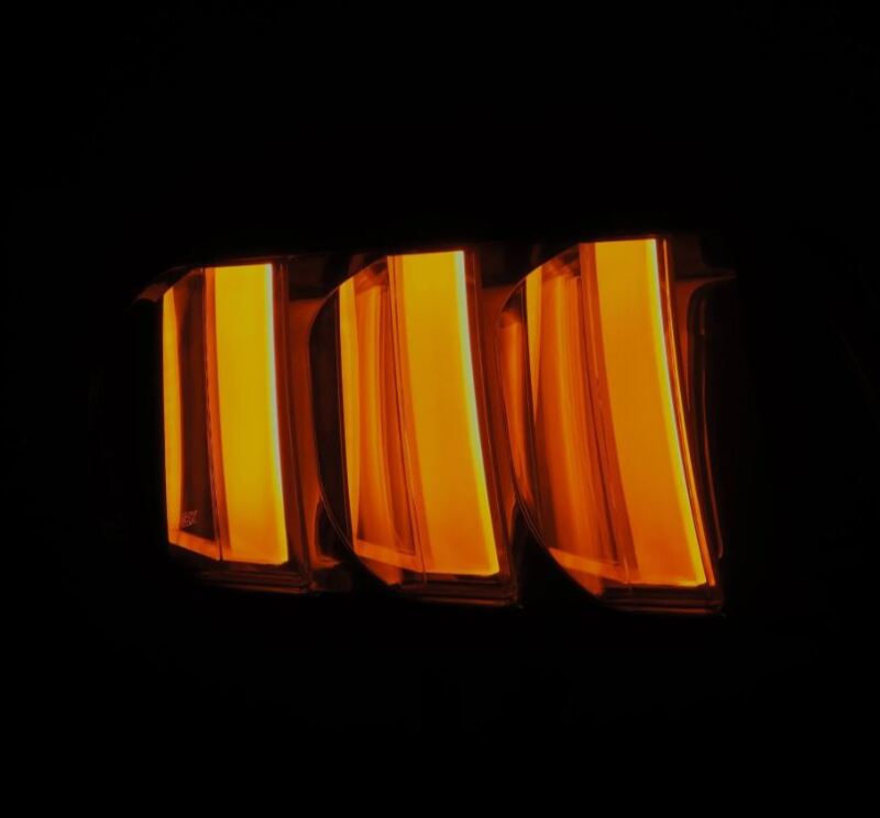 Load image into Gallery viewer, Alpharex 655020 ARX NOVA Tail Lights
