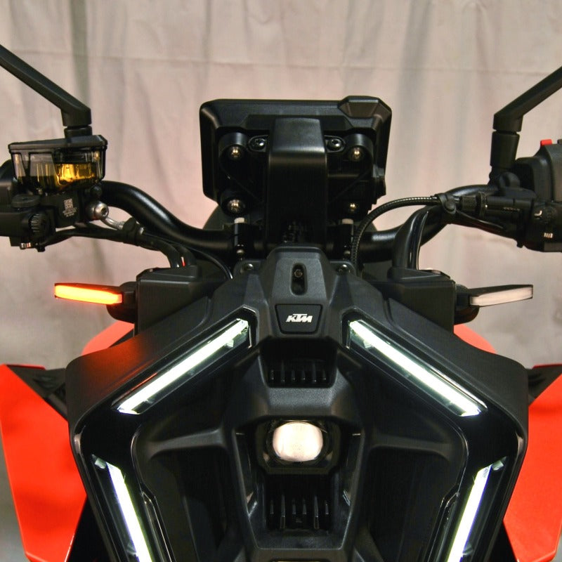 Load image into Gallery viewer, New Rage Cycles 990-FB-US NEW Turn Signal

