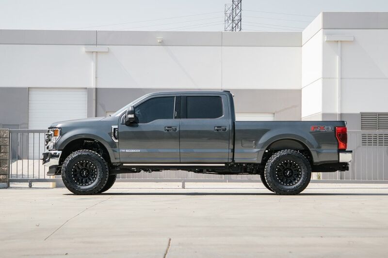 Load image into Gallery viewer, Cognito 220-P1135 COG Lift Kit - Performance
