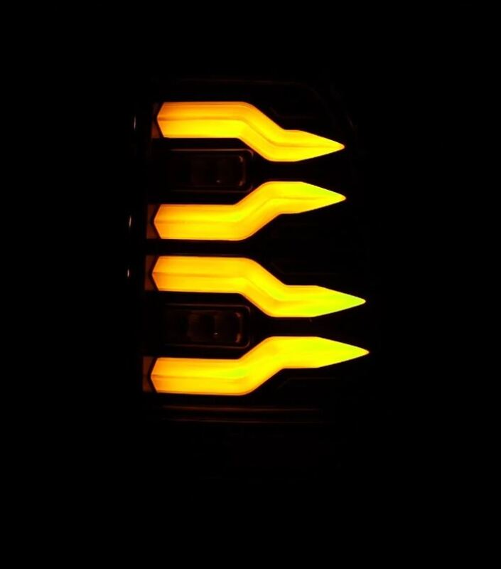 Load image into Gallery viewer, Alpharex 658002 ARX LUXX Tail Lights
