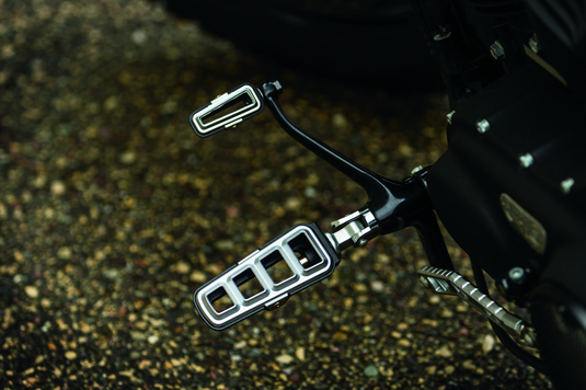 Kuryakyn 6714 KUR Shift Pegs C