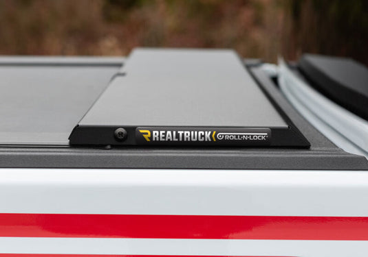 Roll-N-Lock LG495M RNL M-Series Tonneau Cover