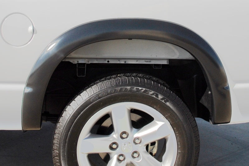 Load image into Gallery viewer, Lund SX140SB LND SX Fender Flares -Smooth
