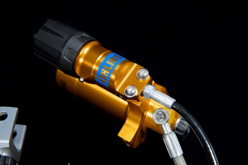 Load image into Gallery viewer, Ohlins HO 651 OHL STX 46 Adventure
