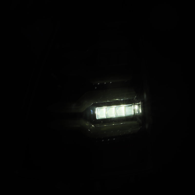 Load image into Gallery viewer, Alpharex 690070 ARX LUXX Tail Lights
