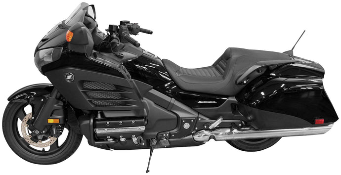 Mustang 76841 Tripper Tuck and Roll Fastback Seat