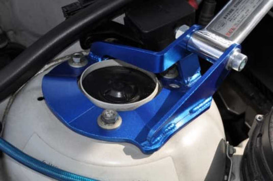 Cusco BM1 540 A CUS OS Front Strut Bars