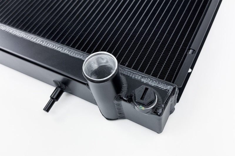 Load image into Gallery viewer, Csf 7231B CSF Radiators - Aluminum
