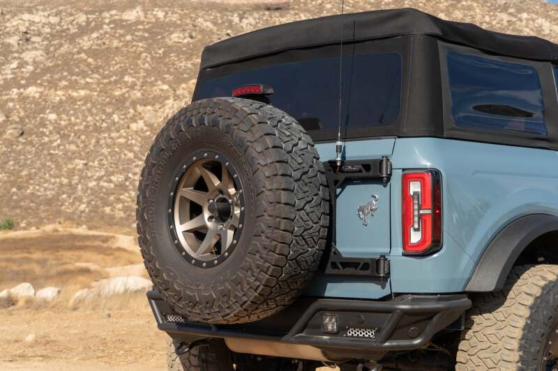 Load image into Gallery viewer, Dv8 Offroad TCBR-02 DVE Tire Carriers
