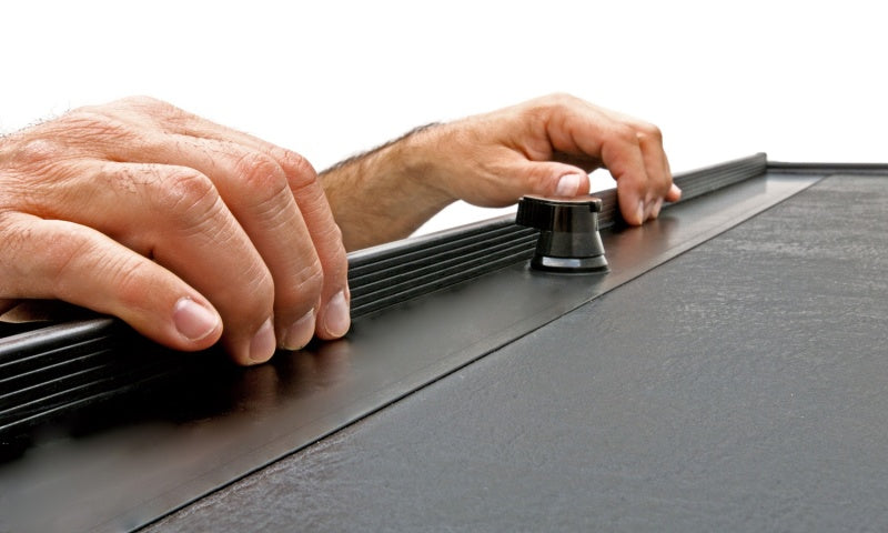 Load image into Gallery viewer, Roll-N-Lock LG575M RNL M-Series Tonneau Cover
