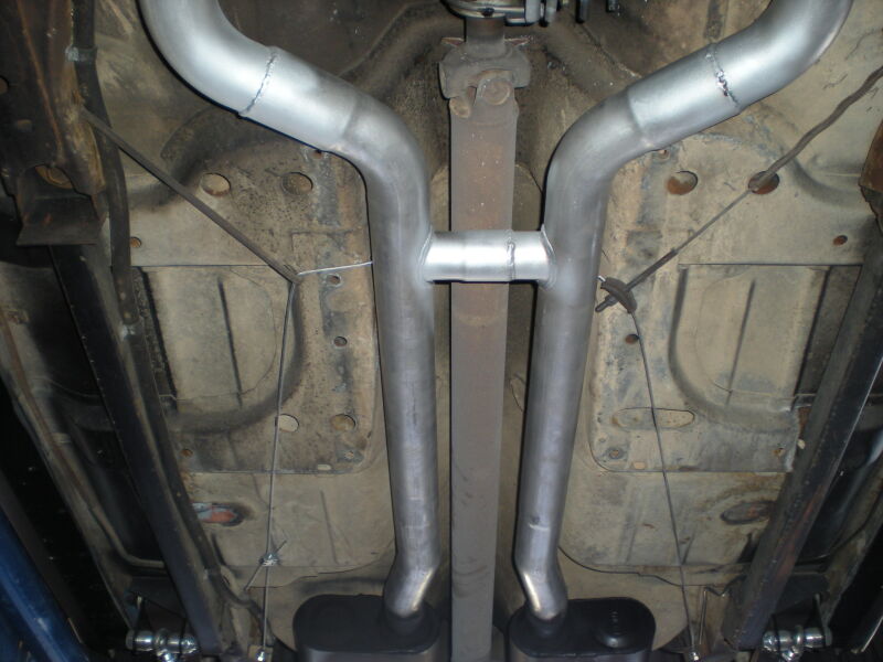 Load image into Gallery viewer, Flowmaster 17129 FLO American Thunder Crossmember-Back Exhaust Systems
