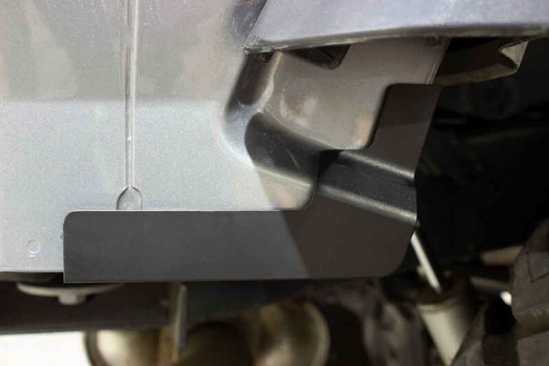 Load image into Gallery viewer, Fishbone Offroad FB13138 FBO Rocker Guard
