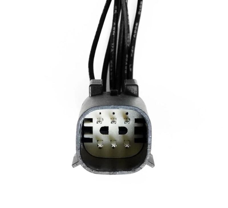 Load image into Gallery viewer, Alpharex 601101 ARX Tail Light Converters
