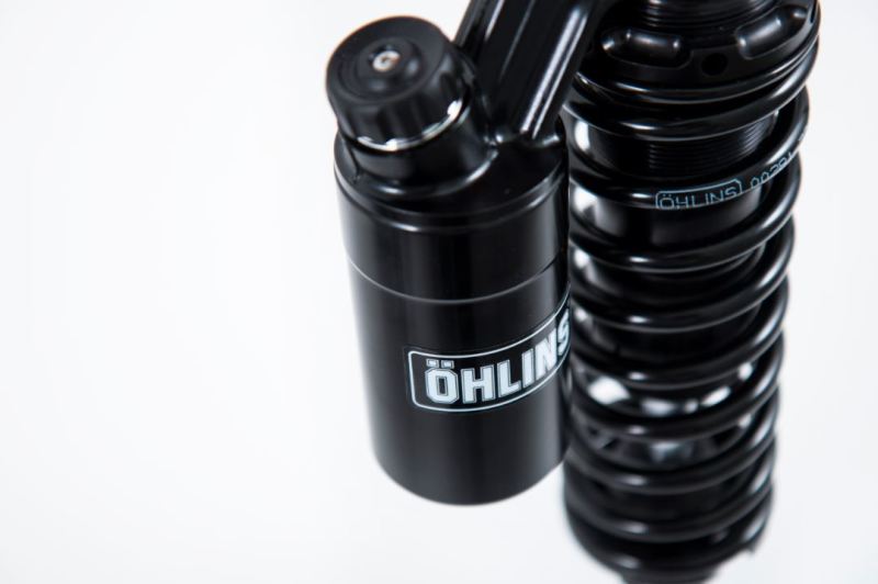 Load image into Gallery viewer, Ohlins HD 752 OHL STX 36 Blackline
