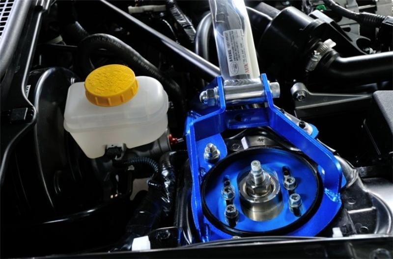 Load image into Gallery viewer, Cusco 965 540 AM CUS OS Front Strut Bars
