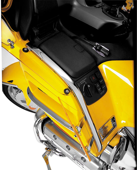 Show Chrome 52-643 Fairing Face Molding