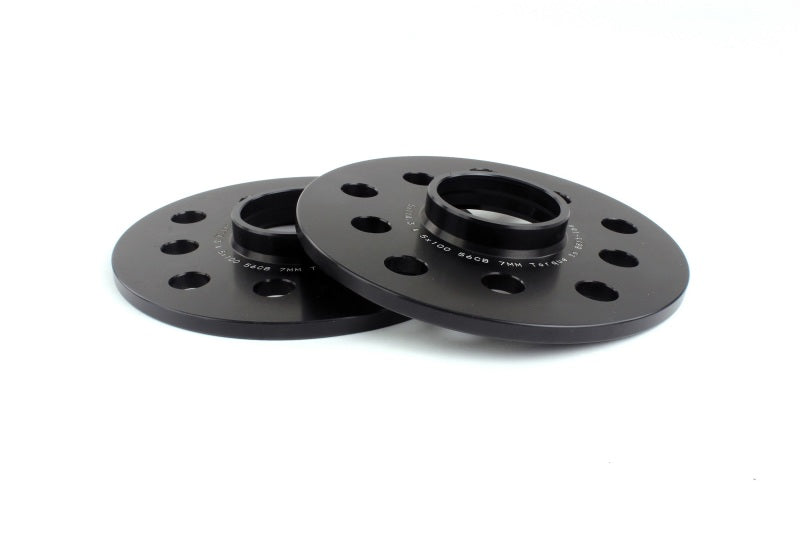 Load image into Gallery viewer, Perrin Performance PSP-WHL-107BK PA Wheel Spacers
