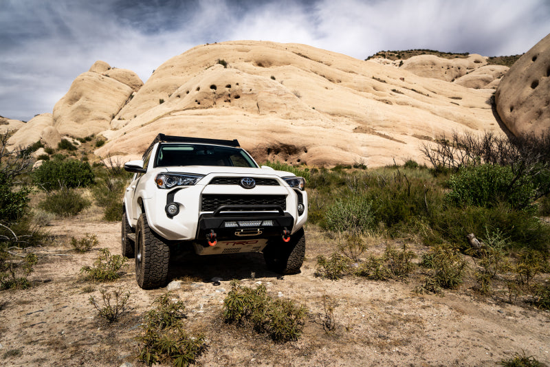 Load image into Gallery viewer, Body Armor 4X4 TR-19339 BOD HiLine Front Bumpers
