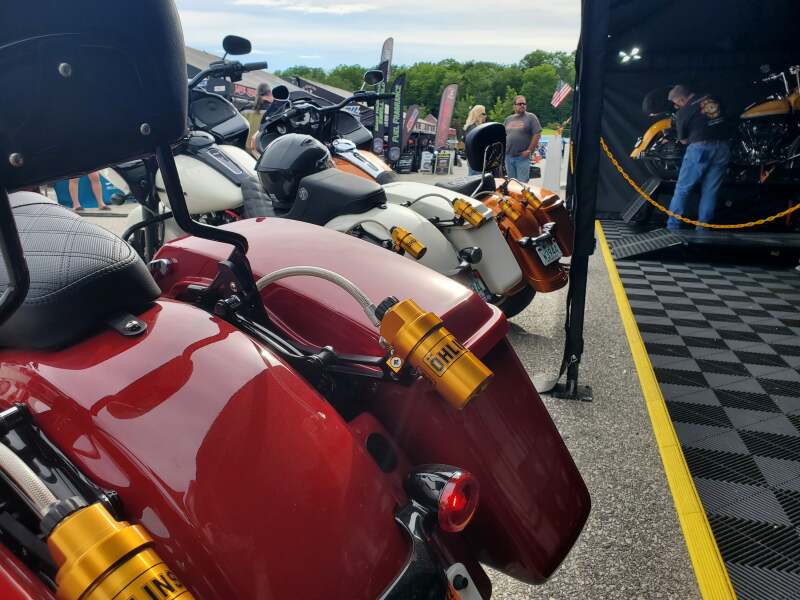 Load image into Gallery viewer, Ohlins HD 778 OHL STX 36 Blackline
