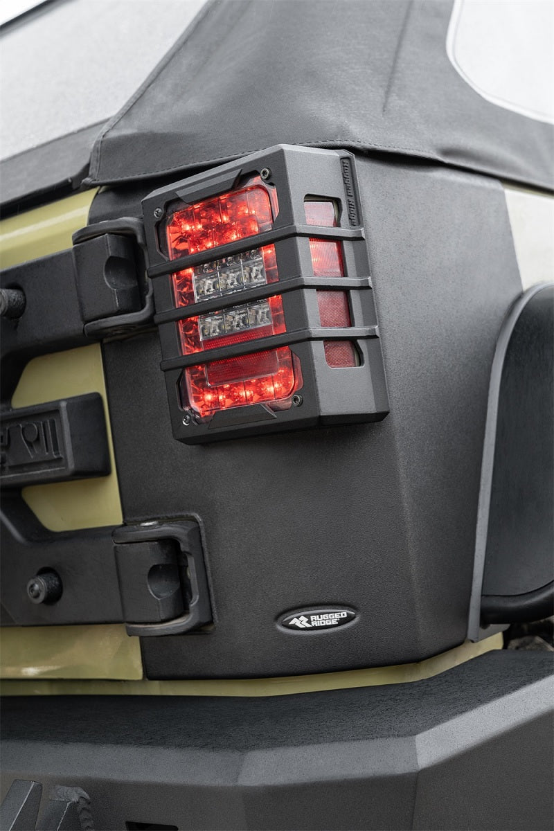 Load image into Gallery viewer, Rugged Ridge 11651.77 RUG Body Armor
