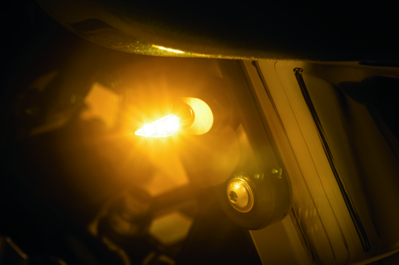 Load image into Gallery viewer, Kuryakyn 2845 KUR Turn Signal Kits
